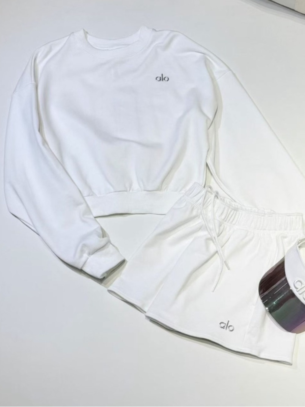 ALO Yoga Womenβs White Athletic Skort